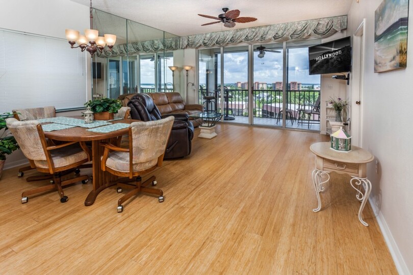 Hibiscus Point'te Lüks Çağdaş Tarzda Daire, Florida Daire 5933
