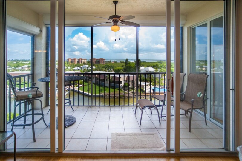 Hibiscus Point'te Lüks Çağdaş Tarzda Daire, Florida Daire 5933