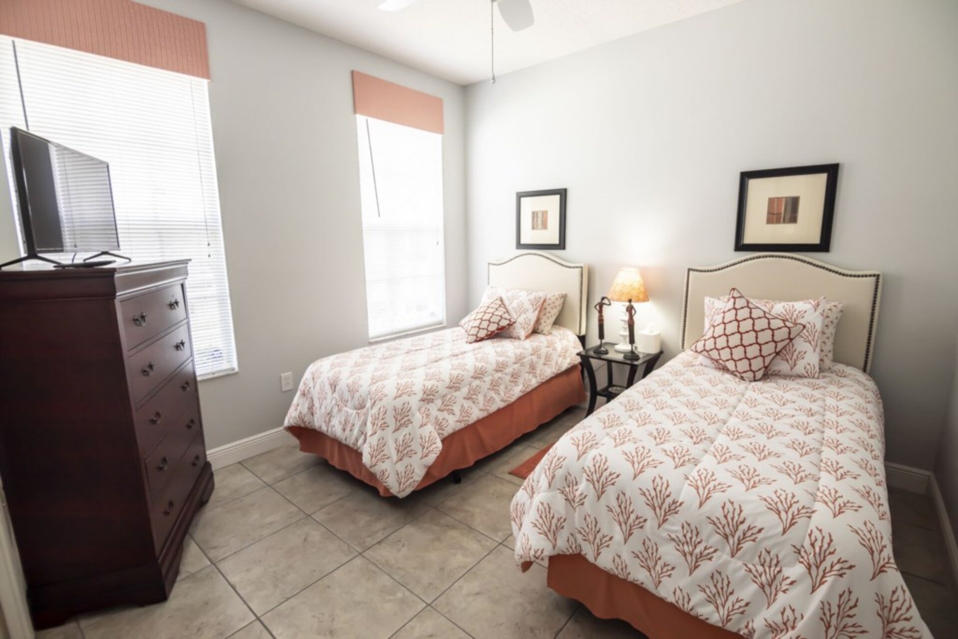 Tower Lake'teki Calabay Parc'ta Özel Tatil Villası, Disney'e birkaç dakika uzaklıkta, Florida Villa 6054