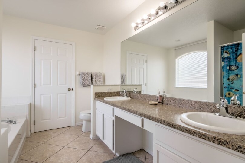 West Haven, Florida'daki The Abbey'de En İyi 4 Yatak Odalı Villa Villa 6106