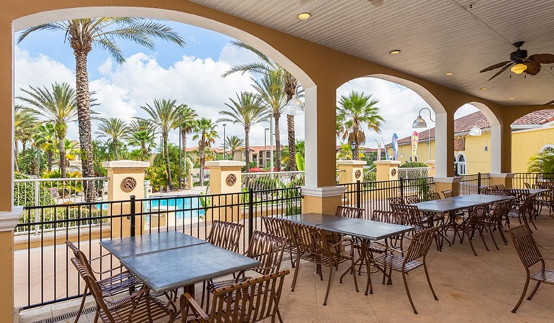 En Prestijli Tatil Yerlerinden Birindeki Özel Şehir Evi, Regal Palms Resort, Florida Şehir Evi 4167