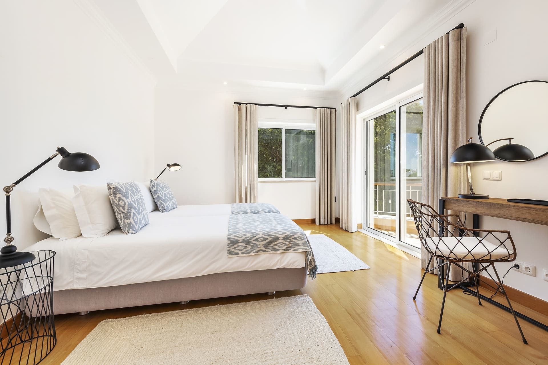 Özel Havuzlu Lüks 4 Yatak Odalı Villa, Faro Villa 1124