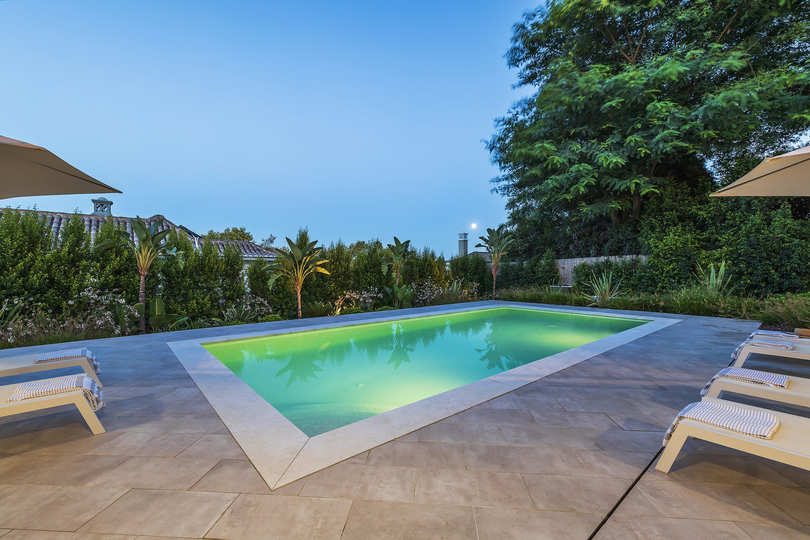 Özel Havuzlu Lüks 4 Yatak Odalı Villa, Faro Villa 1124