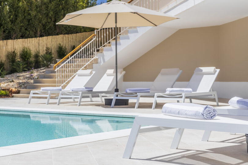 Özel Havuzlu Lüks 4 Yatak Odalı Villa, Faro Villa 1124