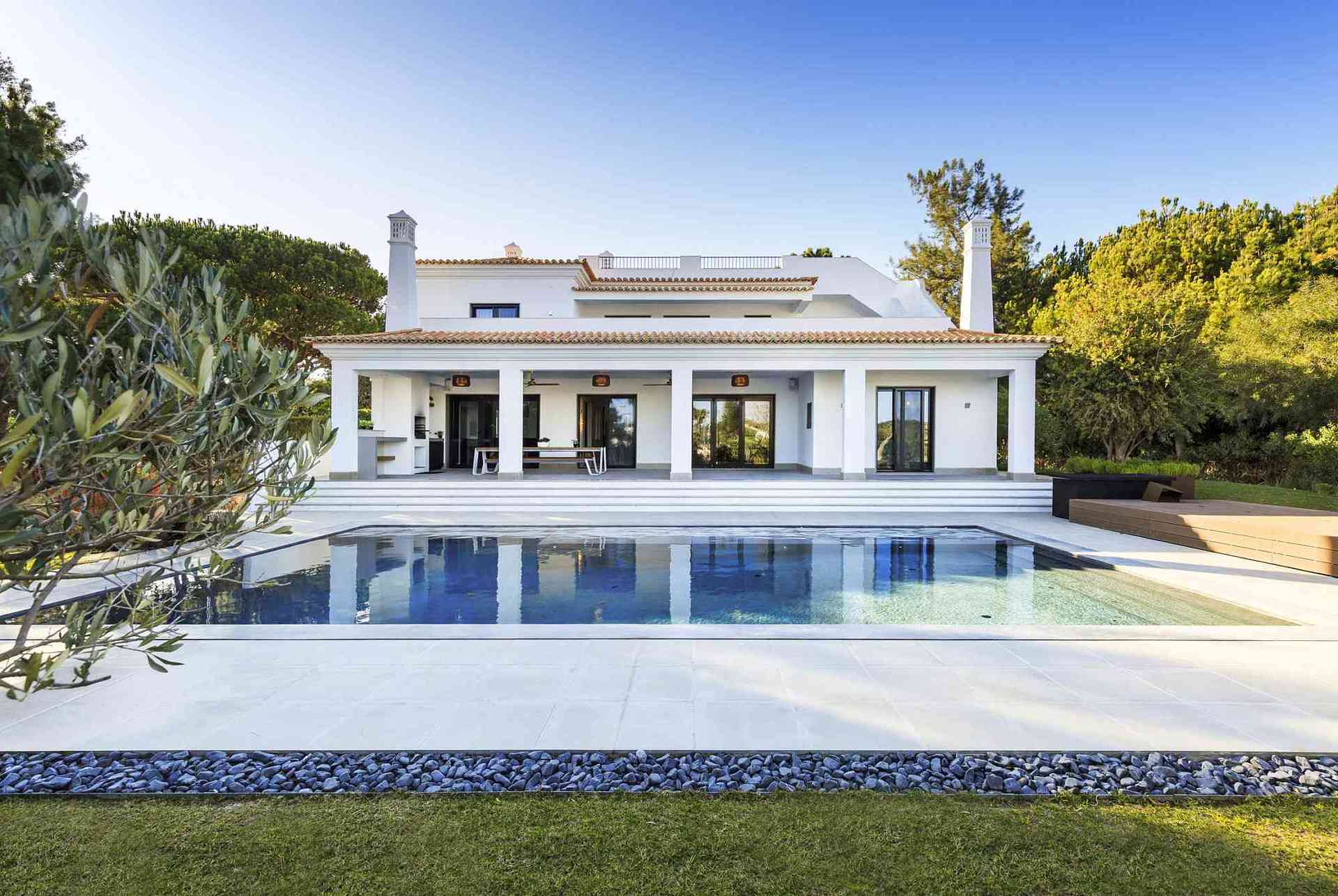 Özel Havuzlu Lüks 6 Yatak Odalı Villa, Faro Villa 1125
