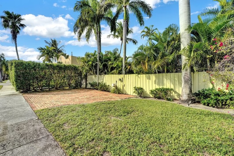 West Palm Beach'e yakın Lüks 2 Yatak Odalı Villa, West Palm Beach Villa 1858