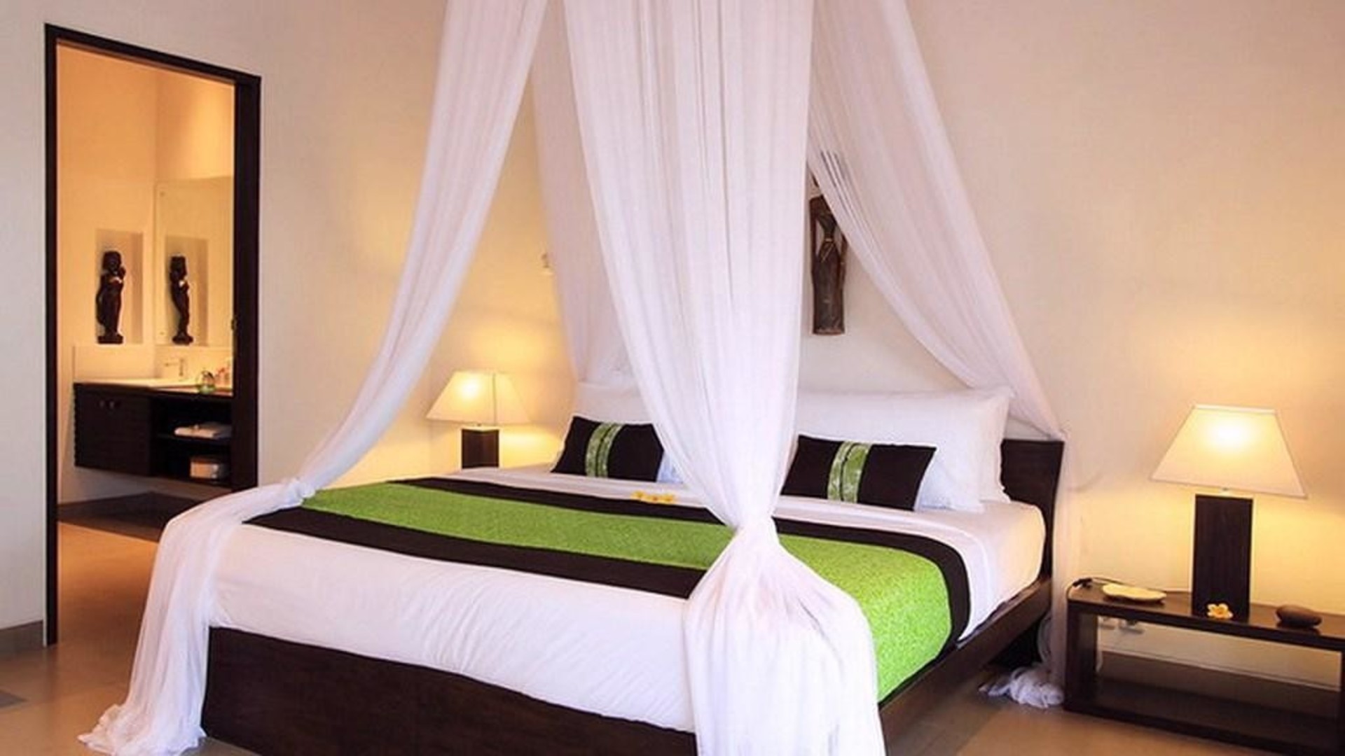 5 Yıldızlı Villa Holidays, Bali Villa 2132'yi sunmaktan gurur duyar