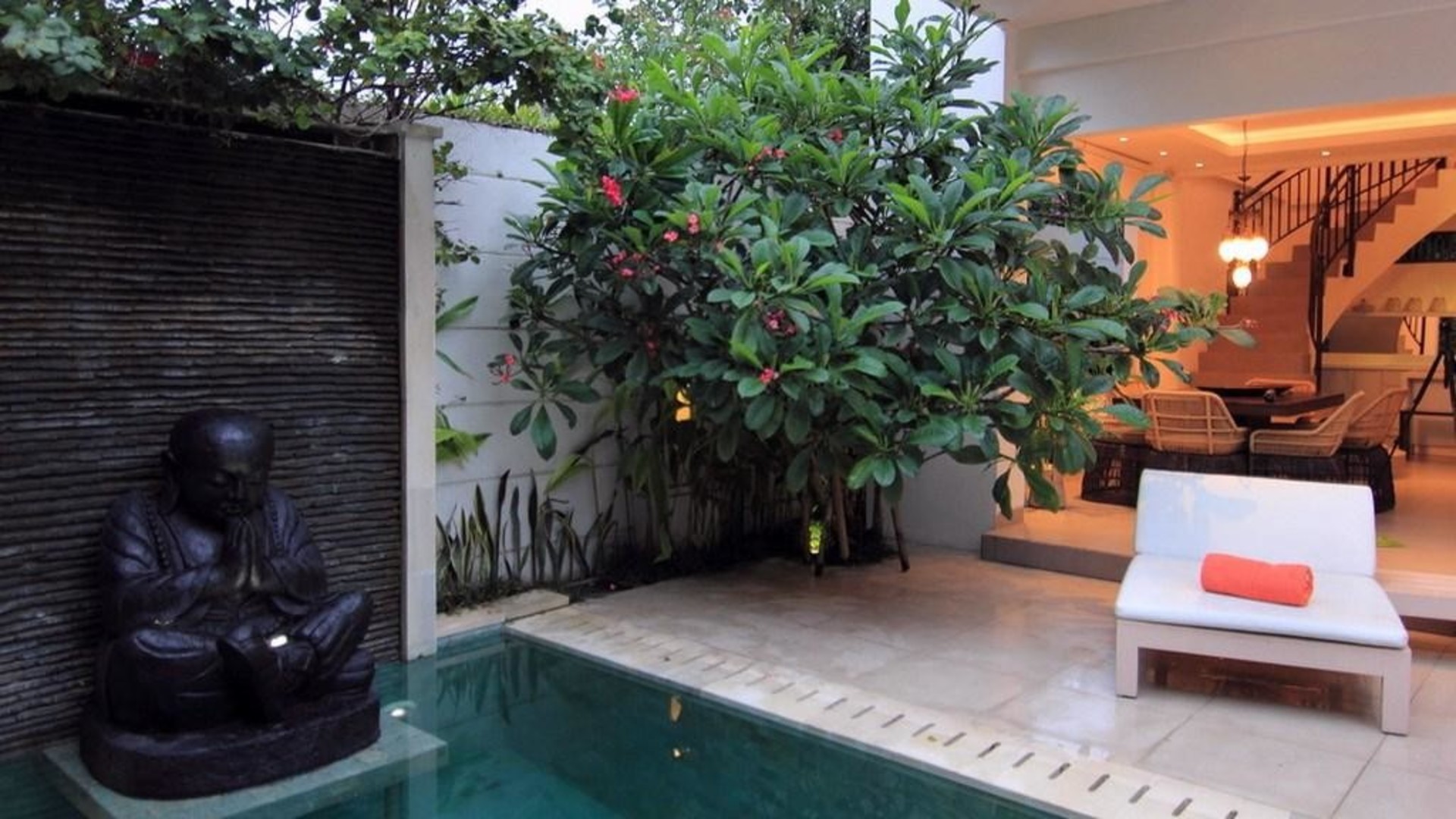 5 Yıldızlı Villa Holidays, Bali Villa 2132'yi sunmaktan gurur duyar