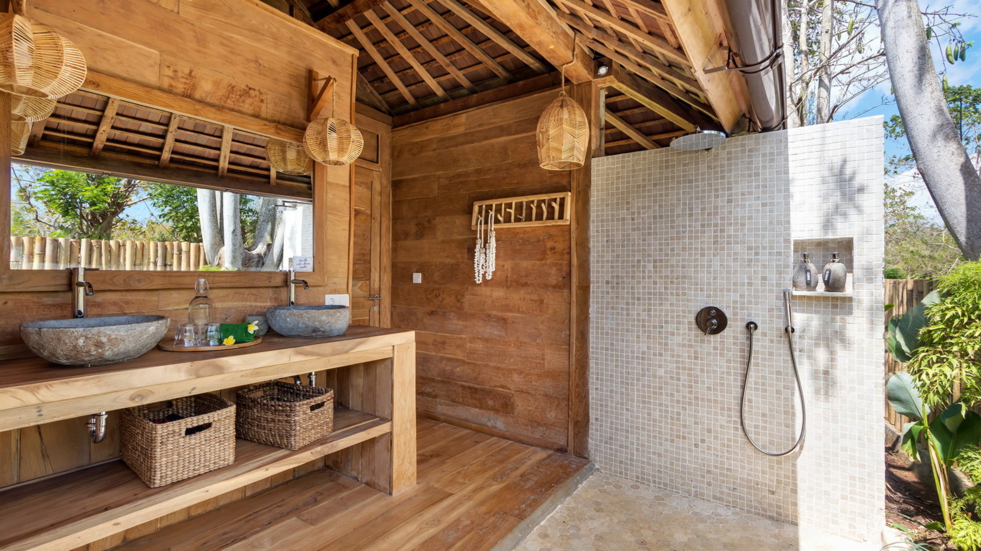 At Last, Rent Your Own 5 Star Private Villa in Kabupaten Badung at an Affordable Rate, Bali Villa 2133