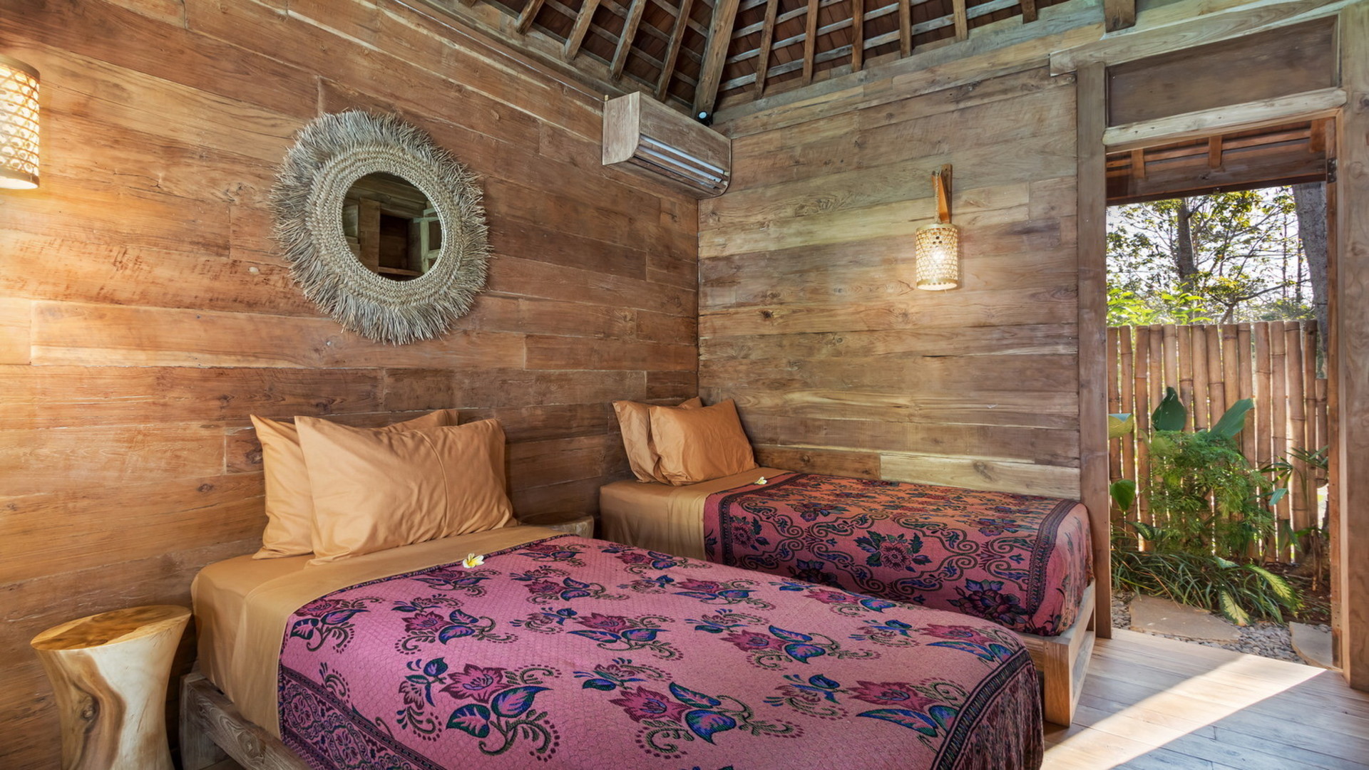 At Last, Rent Your Own 5 Star Private Villa in Kabupaten Badung at an Affordable Rate, Bali Villa 2133