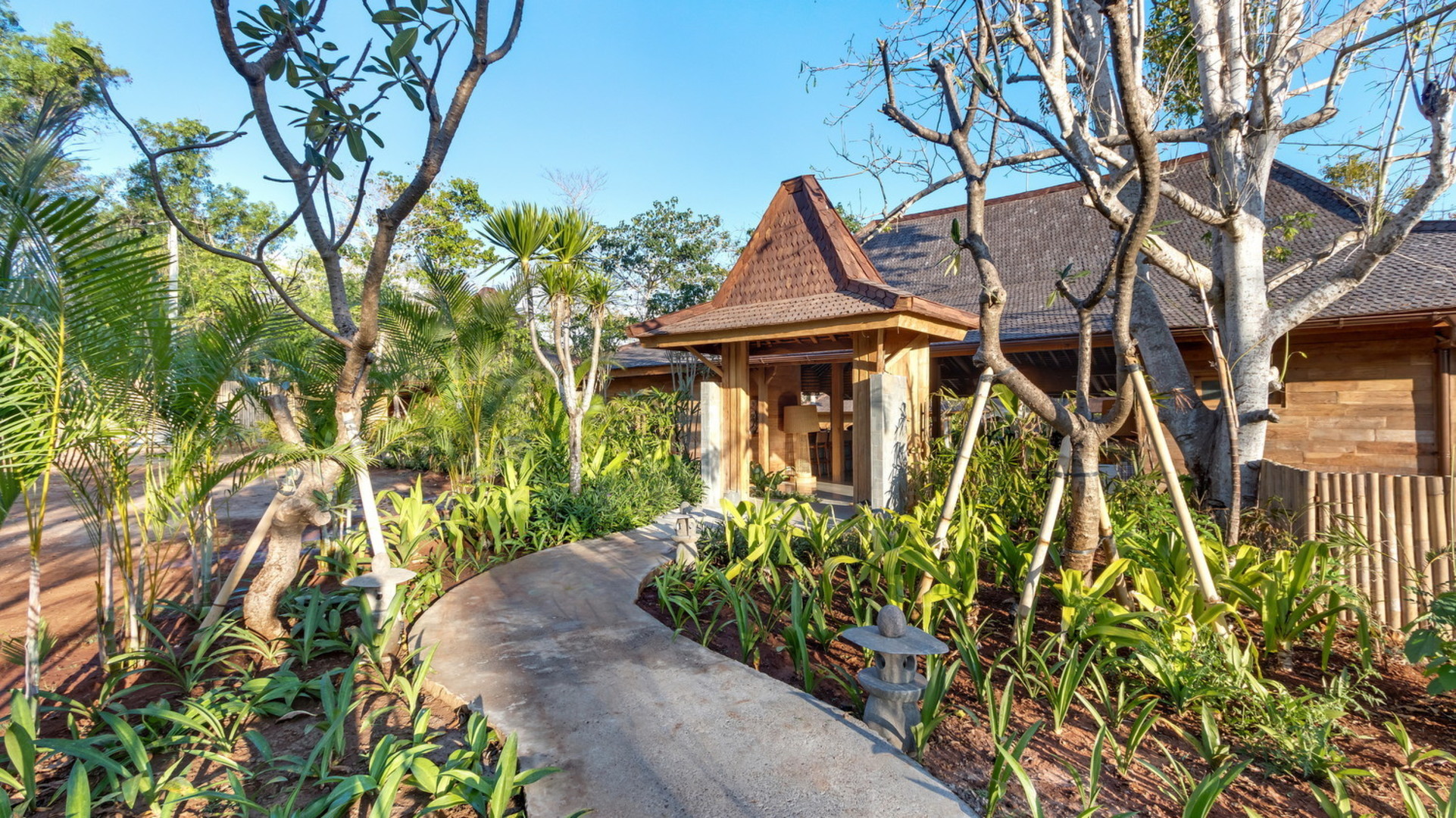 At Last, Rent Your Own 5 Star Private Villa in Kabupaten Badung at an Affordable Rate, Bali Villa 2133