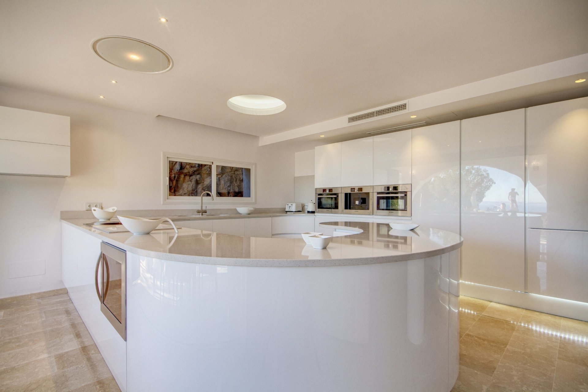 Mallorca Villa 1040'ta bulunan, özel havuzlu bu lüks villayı kiralayın.