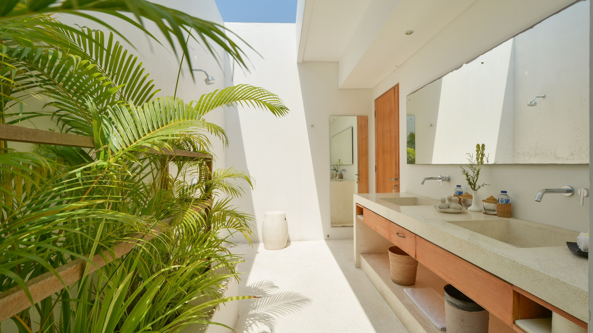2 Rahatlatıcı Havuzlu Muhteşem 5 Yıldızlı Villa, Bali Villa 2136