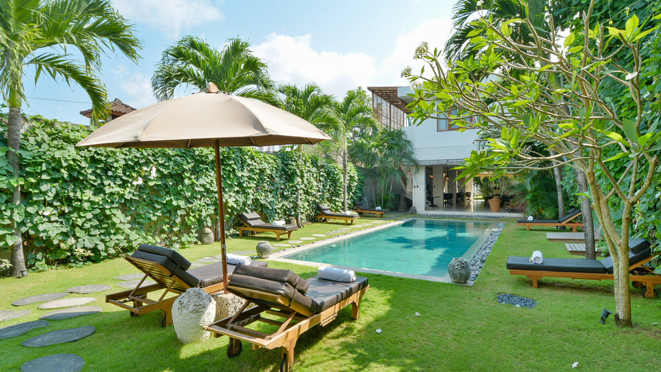 2 Rahatlatıcı Havuzlu Muhteşem 5 Yıldızlı Villa, Bali Villa 2136