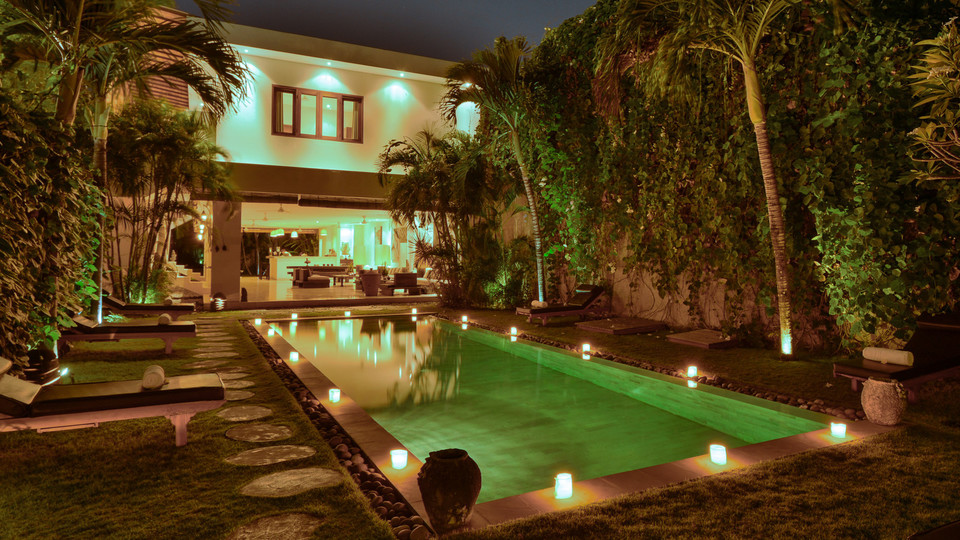 2 Rahatlatıcı Havuzlu Muhteşem 5 Yıldızlı Villa, Bali Villa 2136