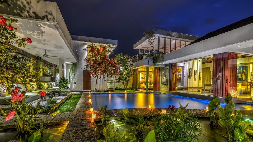 Özel Havuzlu ve Güneşli Ortamlı Güzel Villa, Bali Villa 2138