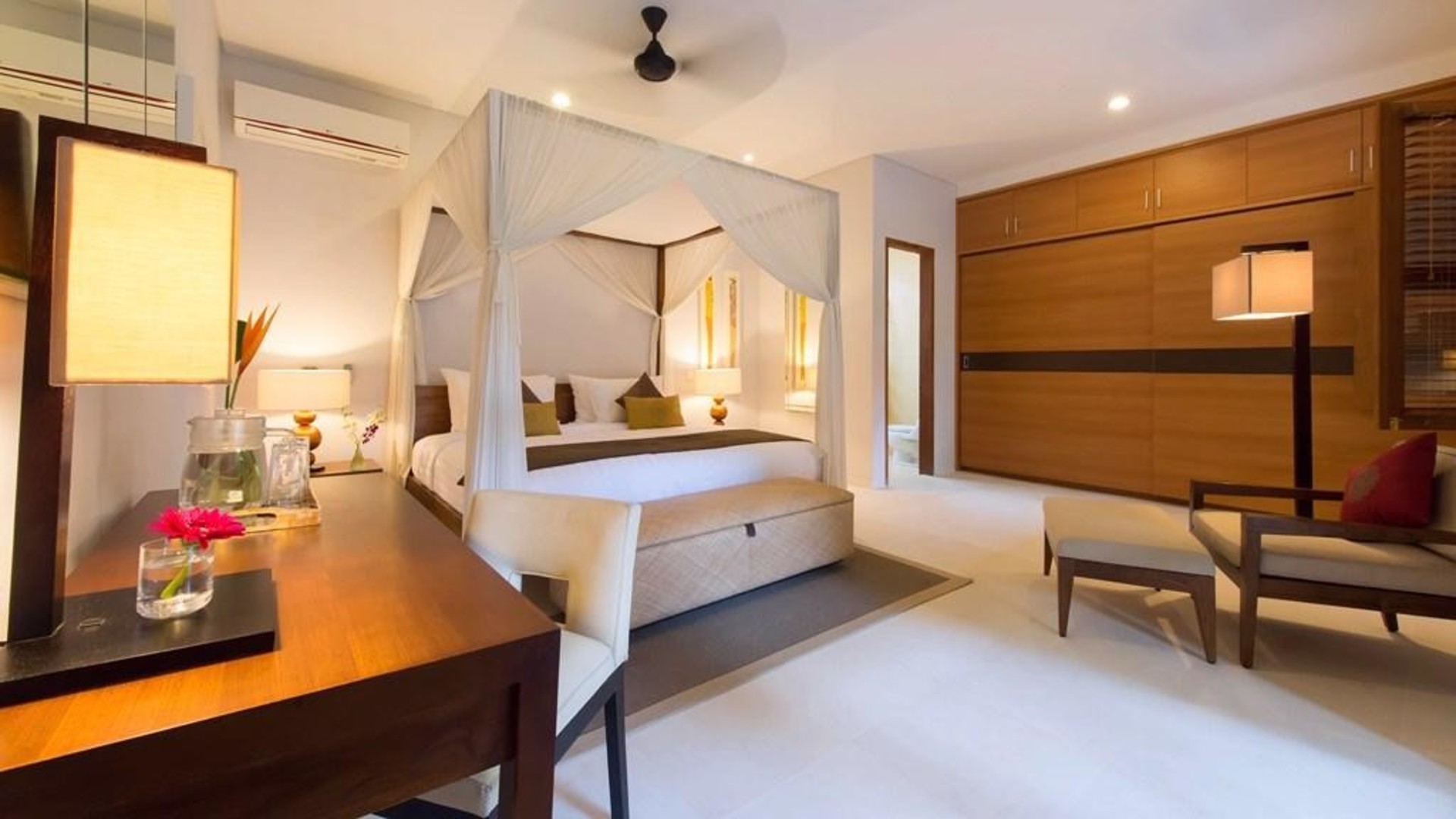 Pırıl pırıl Yüzme Havuzlu Huzurlu Villa, Bali Villa 2139