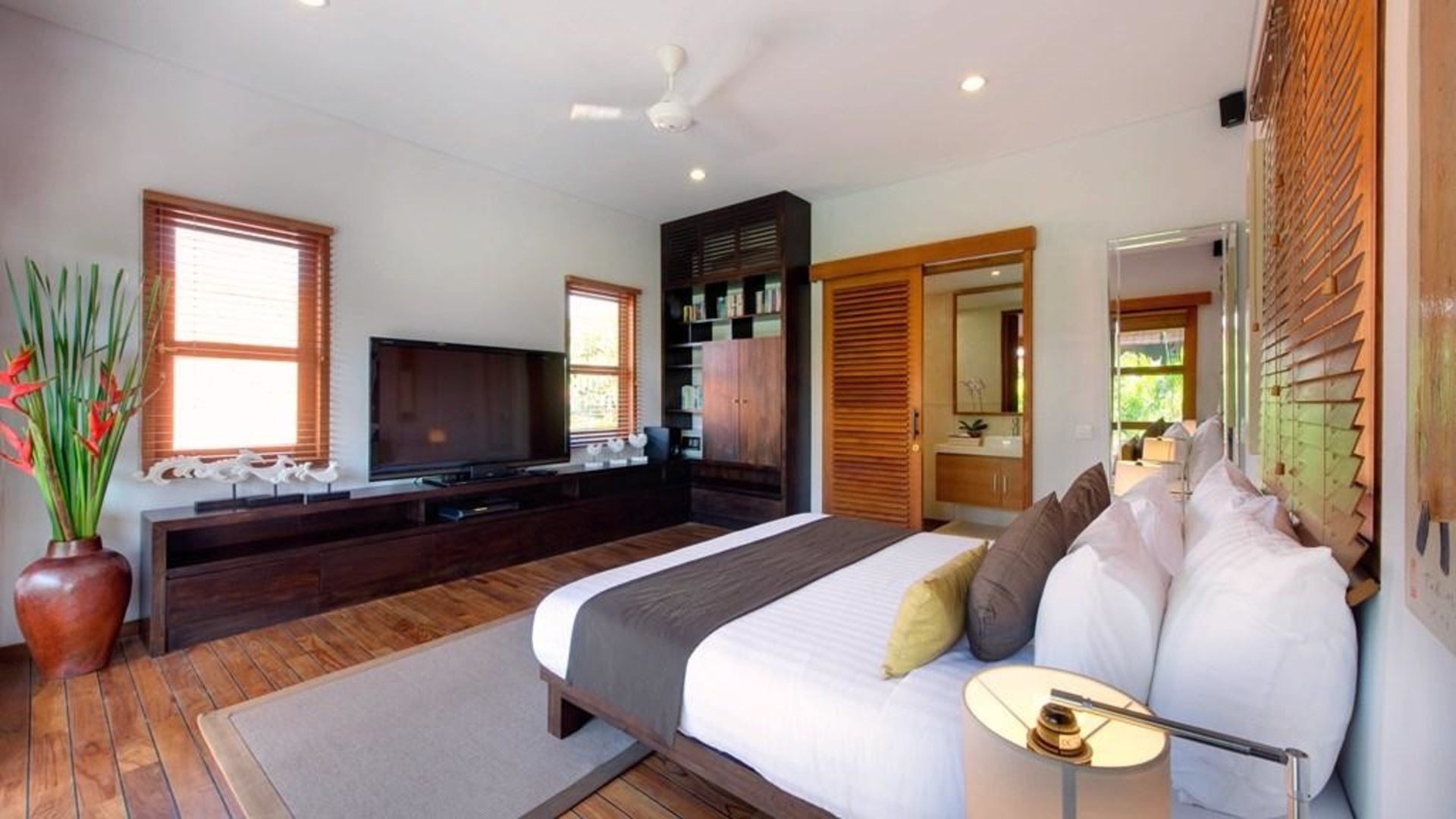 Pırıl pırıl Yüzme Havuzlu Huzurlu Villa, Bali Villa 2139