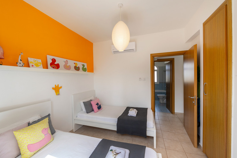 Mağusa'ya ve Güzel plajlarına birkaç dakika mesafedeki Güzel Tatil Villanız, Gazimağusa Villa 1027