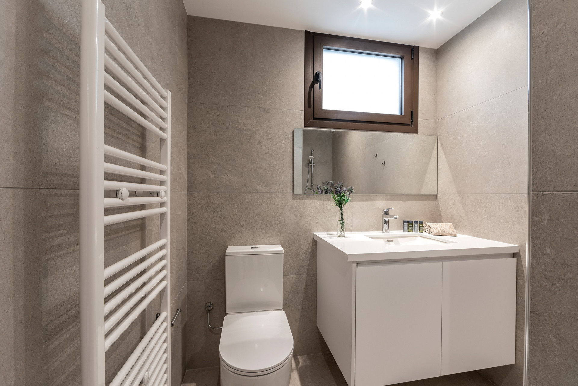 Siz ve Aileniz, güzel Limasol kasabası yakınlarındaki bu Villa'ya bayılacaksınız, Limasol Villa 1004