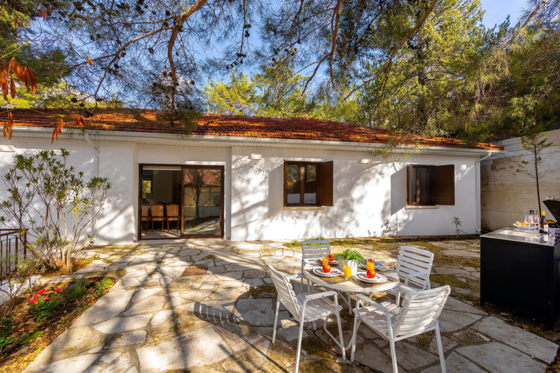 Siz ve Aileniz, güzel Limasol kasabası yakınlarındaki bu Villa'ya bayılacaksınız, Limasol Villa 1004