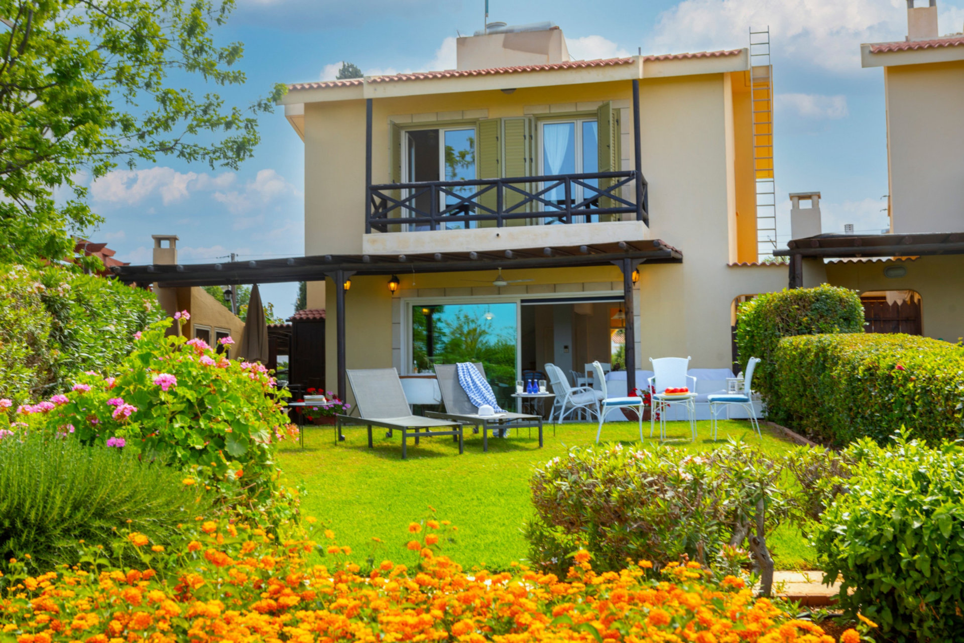 Gazimağusa'da Sahile Yakın 5 Yıldızlı Villanızın Keyfini Çıkarmanın Sırrı, Gazimağusa Villa 1035