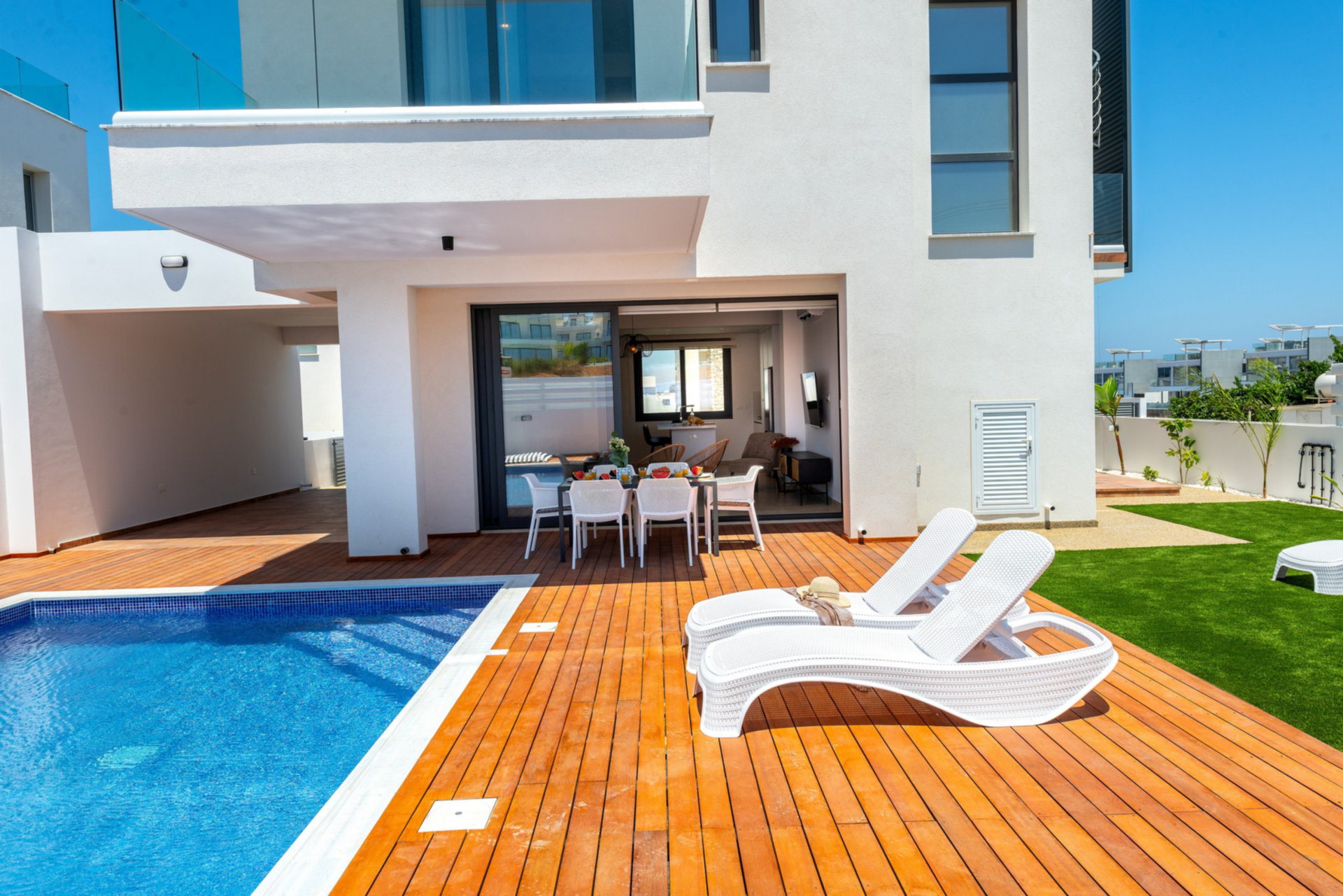 Gazimağusa ve Güzel plajlarına birkaç dakika mesafedeki Güzel Tatil Villanız, Gazimağusa Villa 1037
