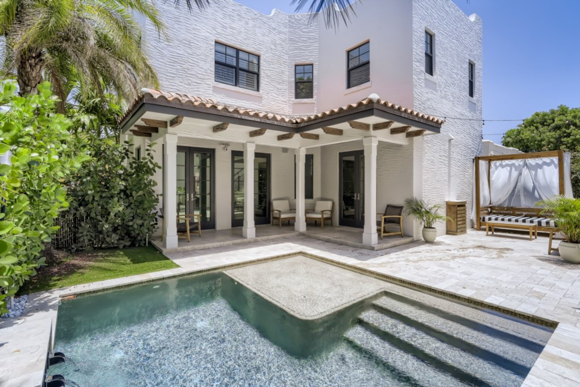 Resim West Palm Beach'te Bu Güzel Villayı Kiralamak, West Palm Beach Villa 1879