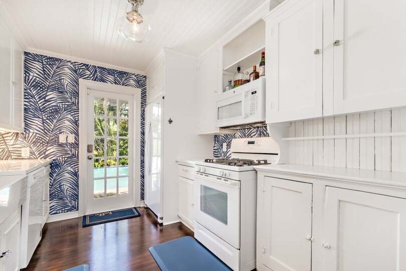 Resim West Palm Beach'te Bu Güzel 4 Yatak Odalı Villayı Kiralamak, West Palm Beach Villa 1870