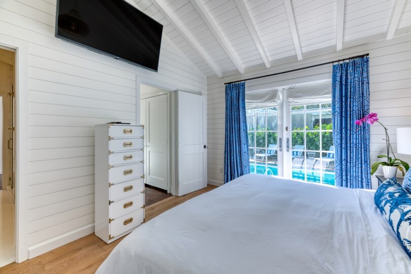 Resim West Palm Beach'te Bu Güzel 4 Yatak Odalı Villayı Kiralamak, West Palm Beach Villa 1870