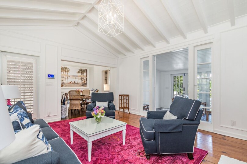 Resim West Palm Beach'te Bu Güzel 4 Yatak Odalı Villayı Kiralamak, West Palm Beach Villa 1870