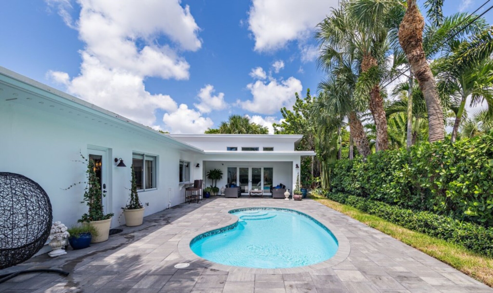 West Palm Beach'te Bu Lüks Mobilyalı Villayı Kiralayın, West Palm Beach Villa 1875