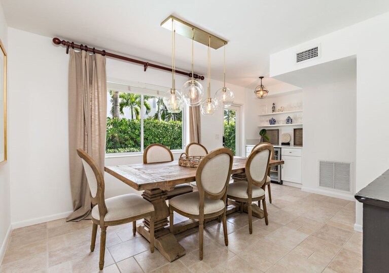 West Palm Beach'te Bu Lüks Mobilyalı Villayı Kiralayın, West Palm Beach Villa 1875
