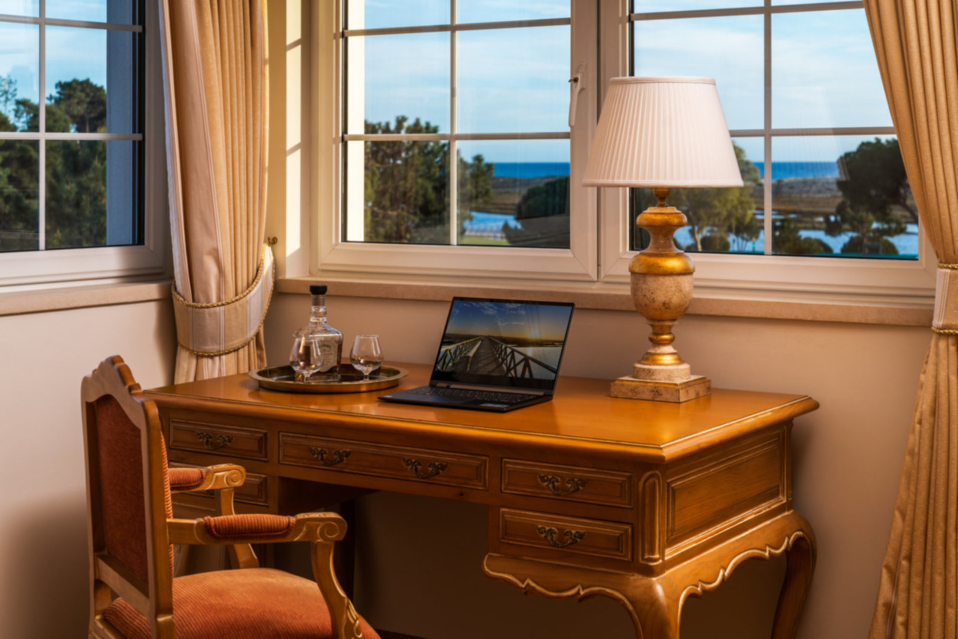 Resim Prestijli The Algarve'de Özel Havuzlu 5 Yıldızlı Villanızı Kiralama, Faro Villa 1126