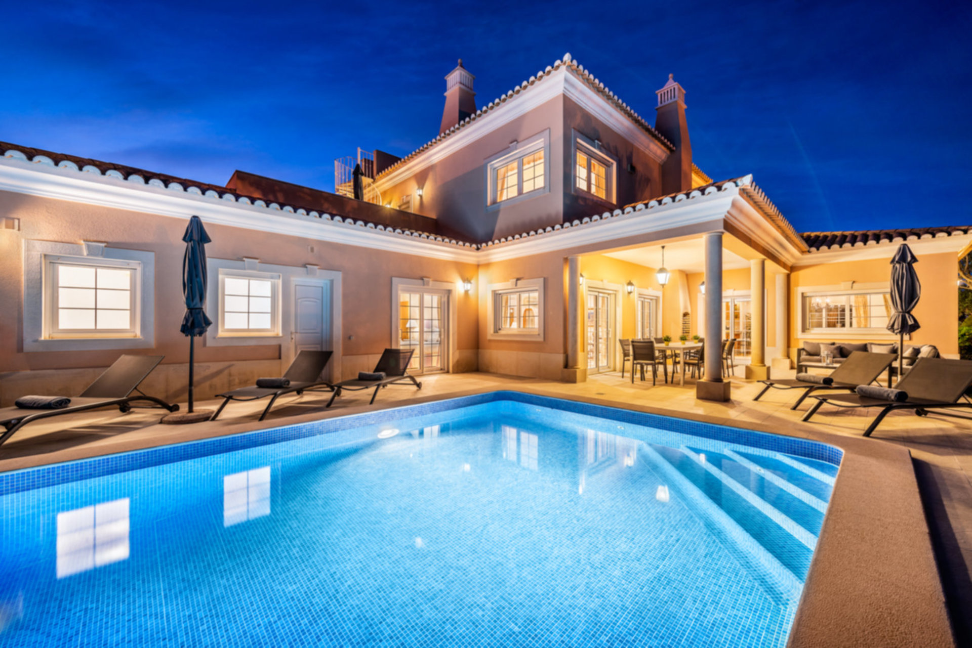 Resim Prestijli The Algarve'de Özel Havuzlu 5 Yıldızlı Villanızı Kiralama, Faro Villa 1126