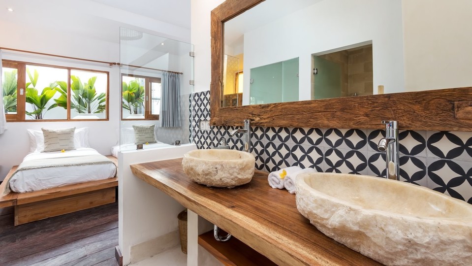 Huzurlu 4 Yatak Odalı Havuzlu Tatil Villası, Bali Villa 2205