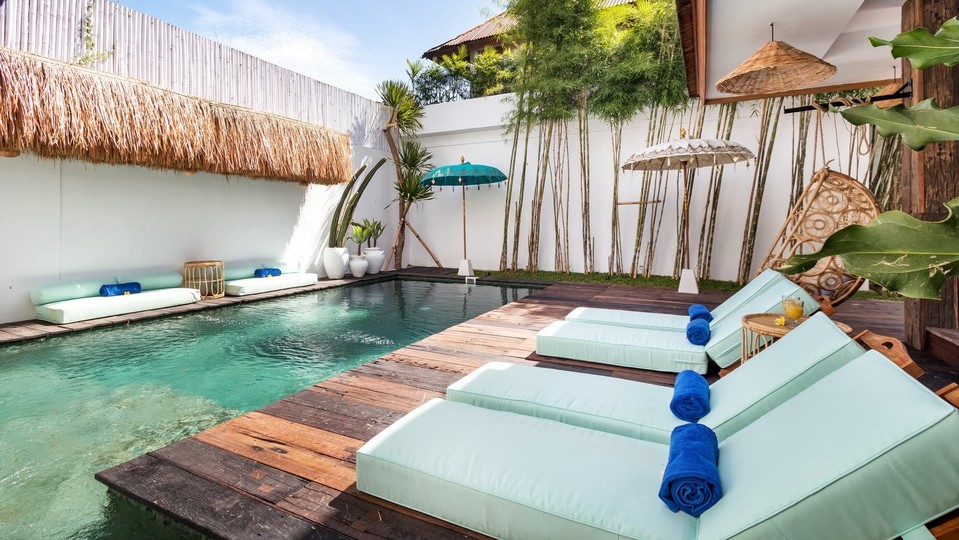 Huzurlu 4 Yatak Odalı Havuzlu Tatil Villası, Bali Villa 2205