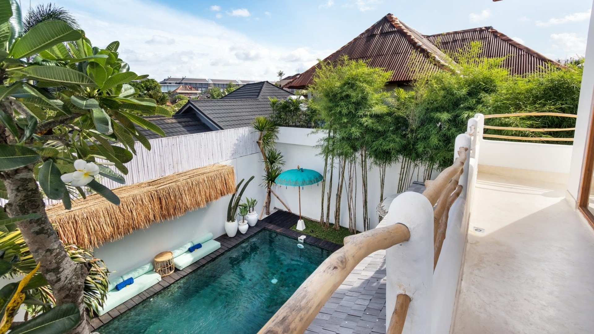 Huzurlu 4 Yatak Odalı Havuzlu Tatil Villası, Bali Villa 2205