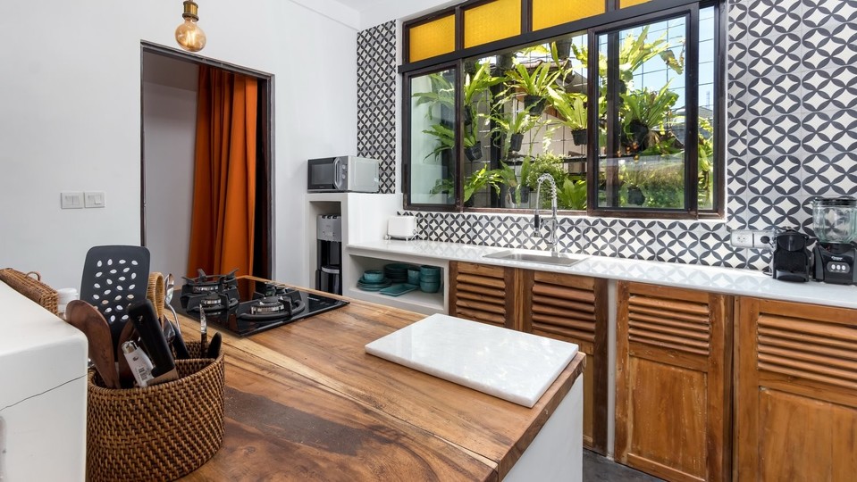 Huzurlu 4 Yatak Odalı Havuzlu Tatil Villası, Bali Villa 2205