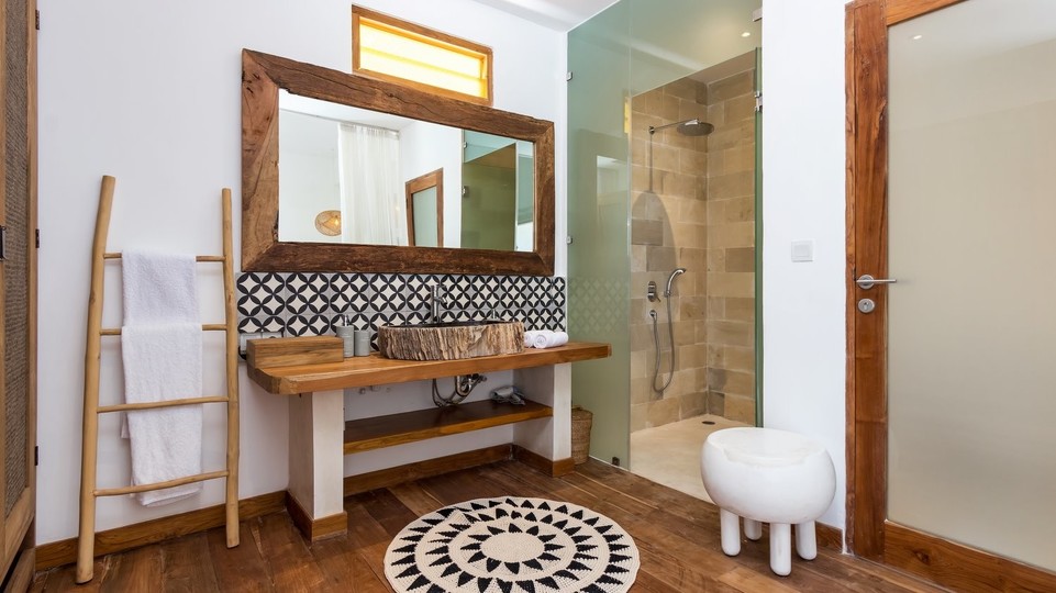 Huzurlu 4 Yatak Odalı Havuzlu Tatil Villası, Bali Villa 2205