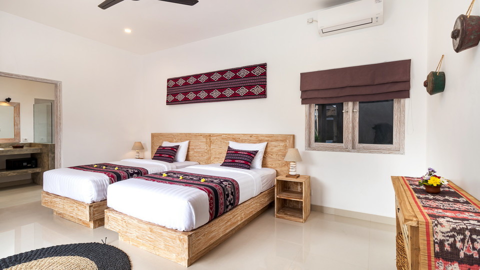 Bali'de Havuzlu ve Balkonlu Şirin 7 Yatak Odalı Villa, Bali villa 2206