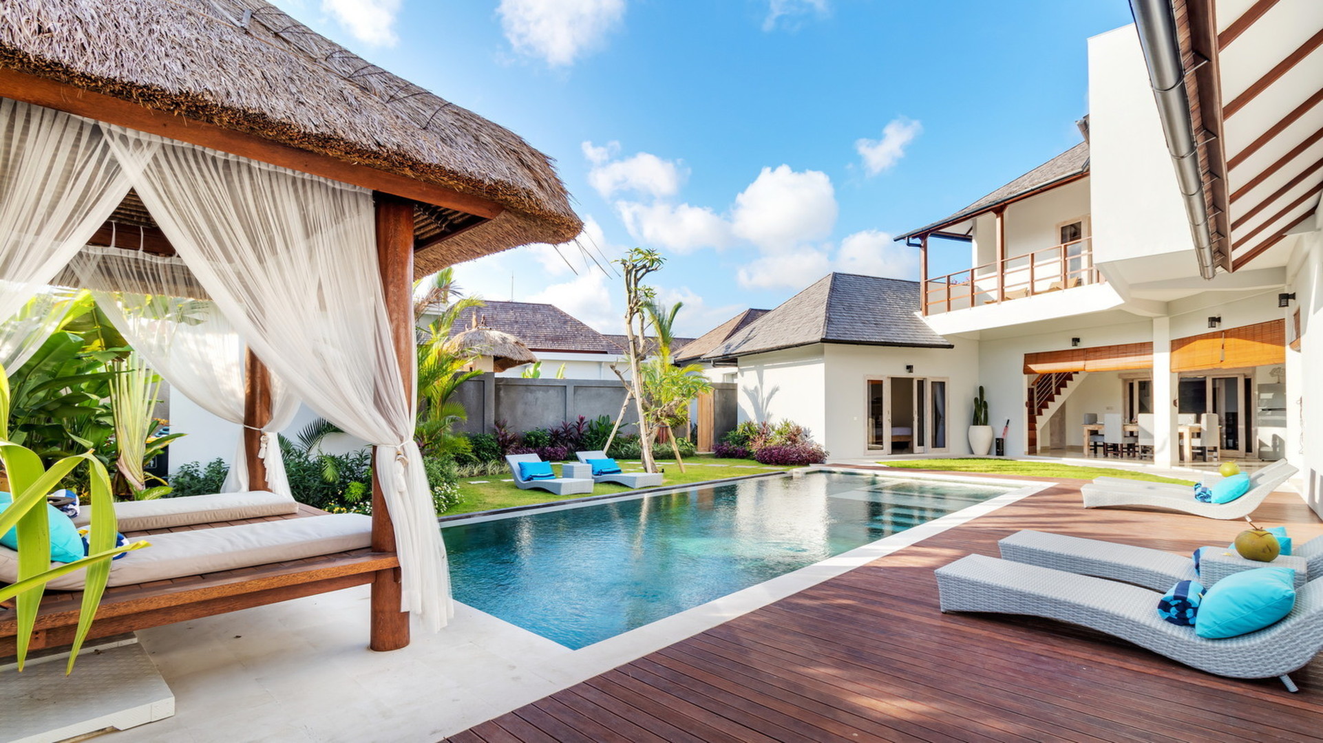 Bali'de Havuzlu ve Balkonlu Şirin 7 Yatak Odalı Villa, Bali villa 2206