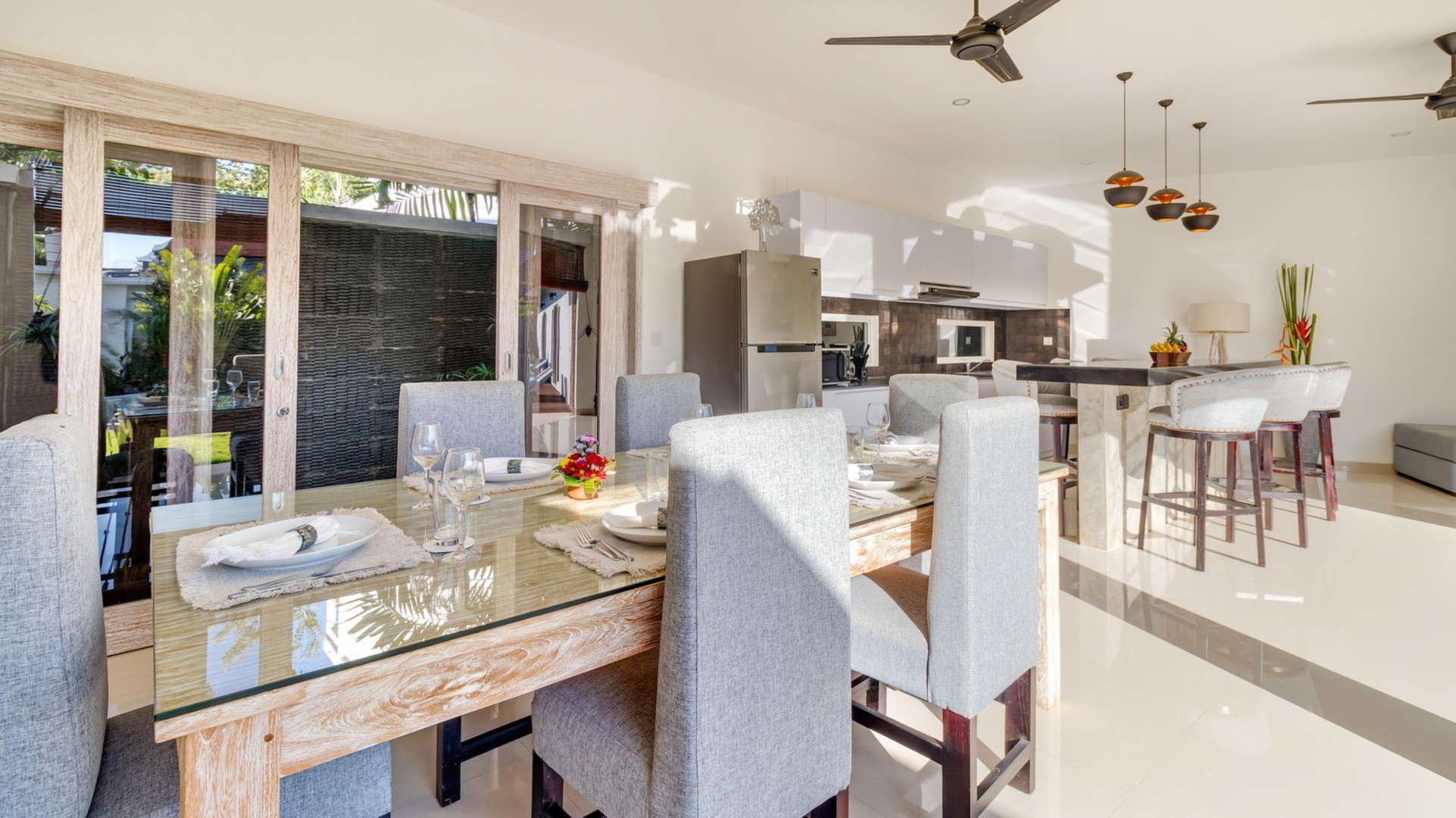 Bali'de Havuzlu ve Balkonlu Şirin 7 Yatak Odalı Villa, Bali villa 2206