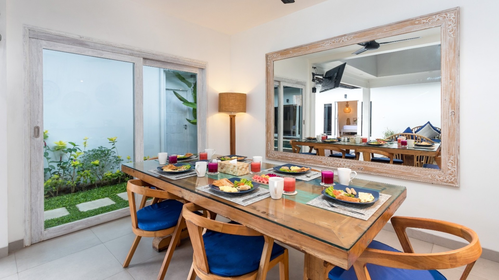 Bali'de Havuzlu ve Balkonlu Şirin 7 Yatak Odalı Villa, Bali villa 2206