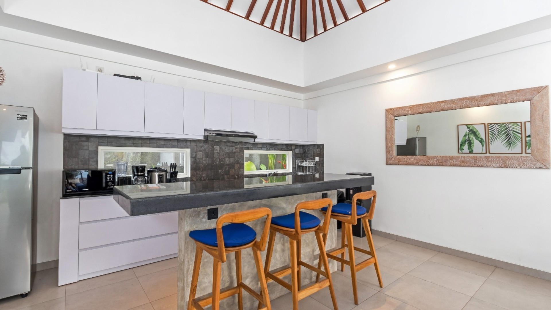 Bali'de Havuzlu ve Balkonlu Şirin 7 Yatak Odalı Villa, Bali villa 2206