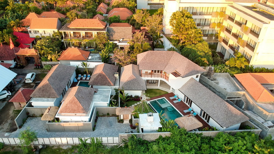 Bali'de Havuzlu ve Balkonlu Şirin 7 Yatak Odalı Villa, Bali villa 2206