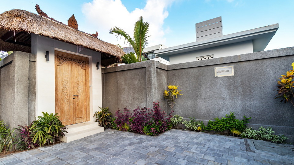 Bali'de Havuzlu ve Balkonlu Şirin 7 Yatak Odalı Villa, Bali villa 2206