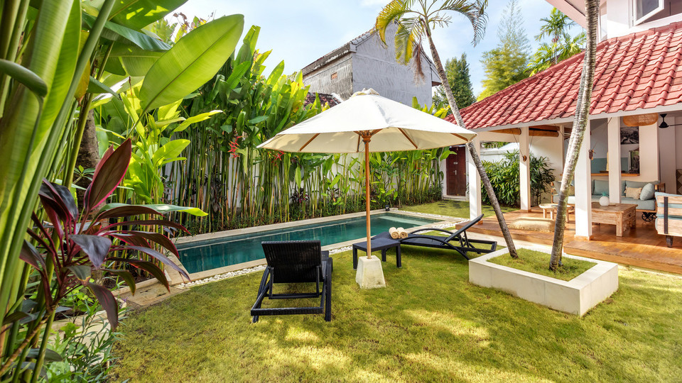 Bali'de Bahçeli ve Havuzlu Geniş 3BR Villa, Bali Villa 2208
