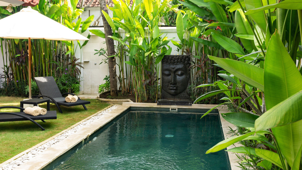 Bali'de Bahçeli ve Havuzlu Geniş 3BR Villa, Bali Villa 2208