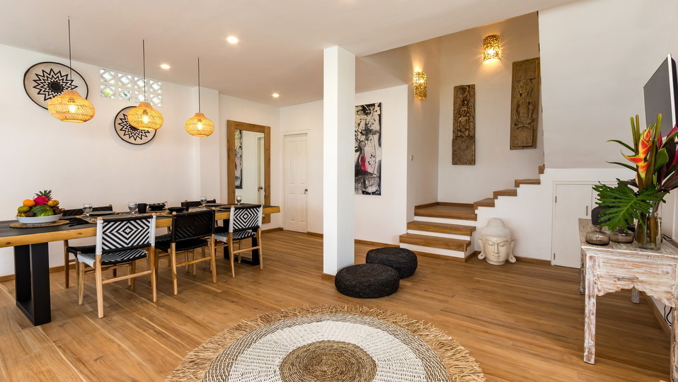 Bali'de Bahçeli ve Havuzlu Geniş 3BR Villa, Bali Villa 2208